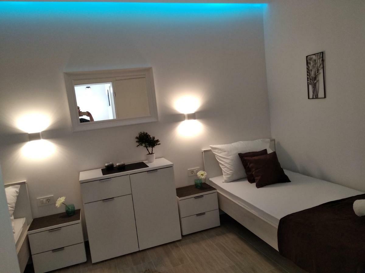 Apartment Nives In The City Center - Free Parking Сплит Екстериор снимка